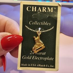 24K Plated Gold Ice Skate Pendant Necklace - Gold vintage